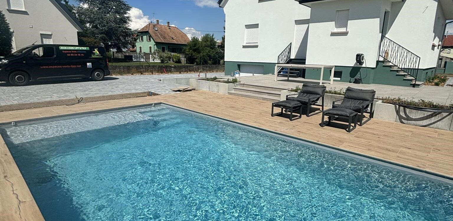 46C36A71 B61A 456C 8878 C1CC1EEBDCCC 1536X750 | Espaces verts J-L LIPP & FILS Pompe à chaleur pour piscine : comment choisir le bon modèle ? Saint-Dié-des-Vosges
